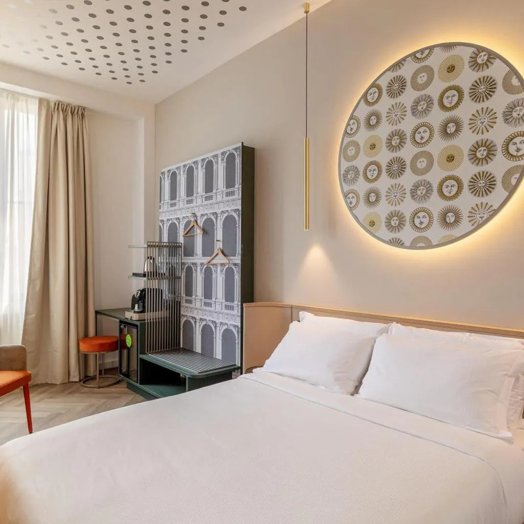 Photograph of B&B HOTEL Milano Duomo Velasca