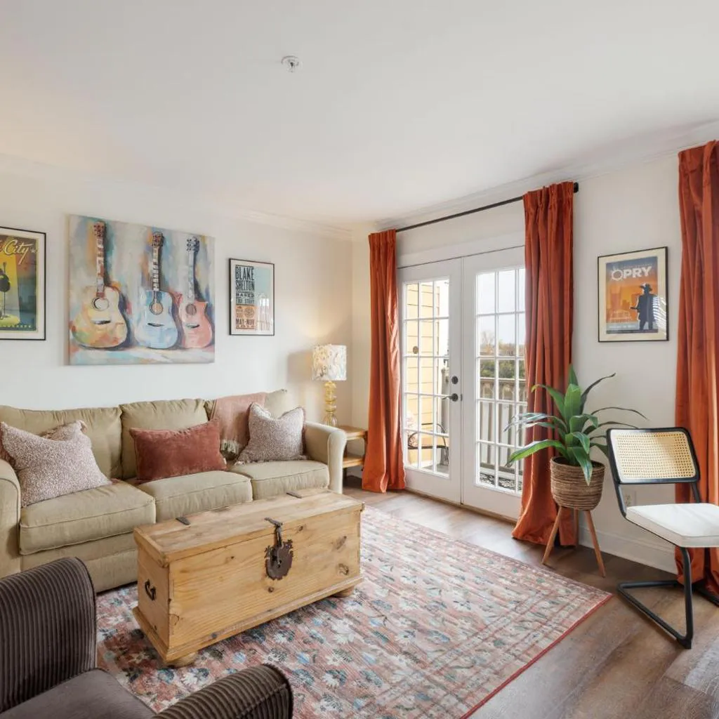 Photograph of Nashville Downtown Condo -788