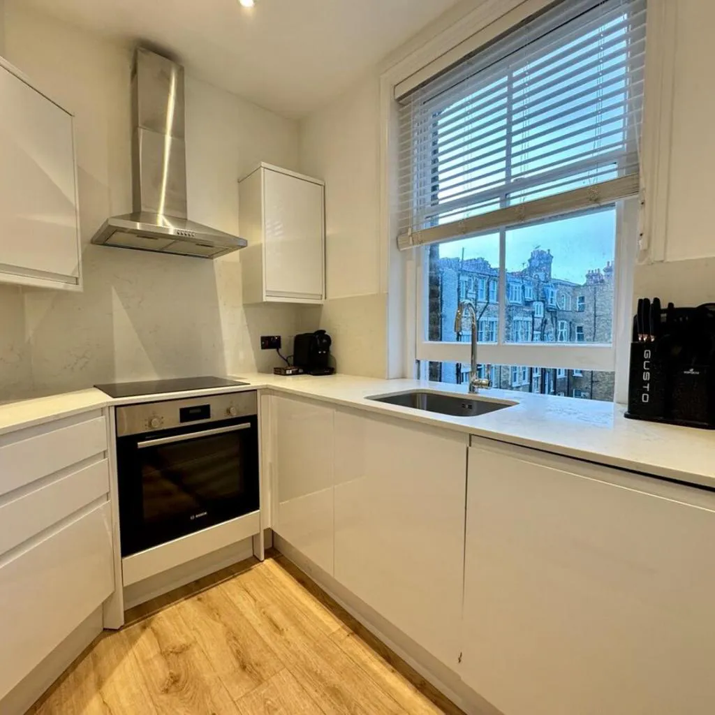Photograph of Stylish 2BR Flat Oxford Street Central London
