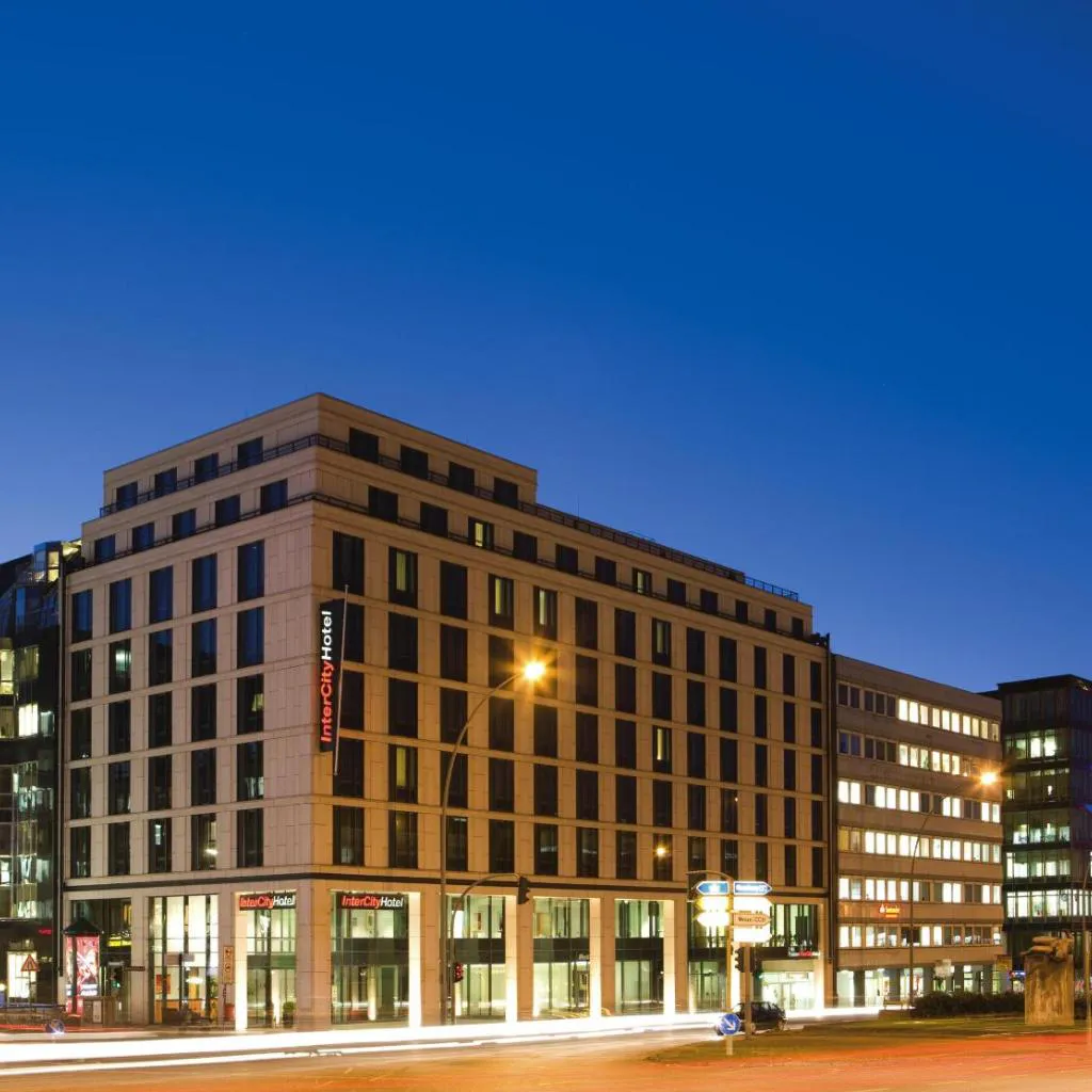Photograph of IntercityHotel Hamburg Hauptbahnhof