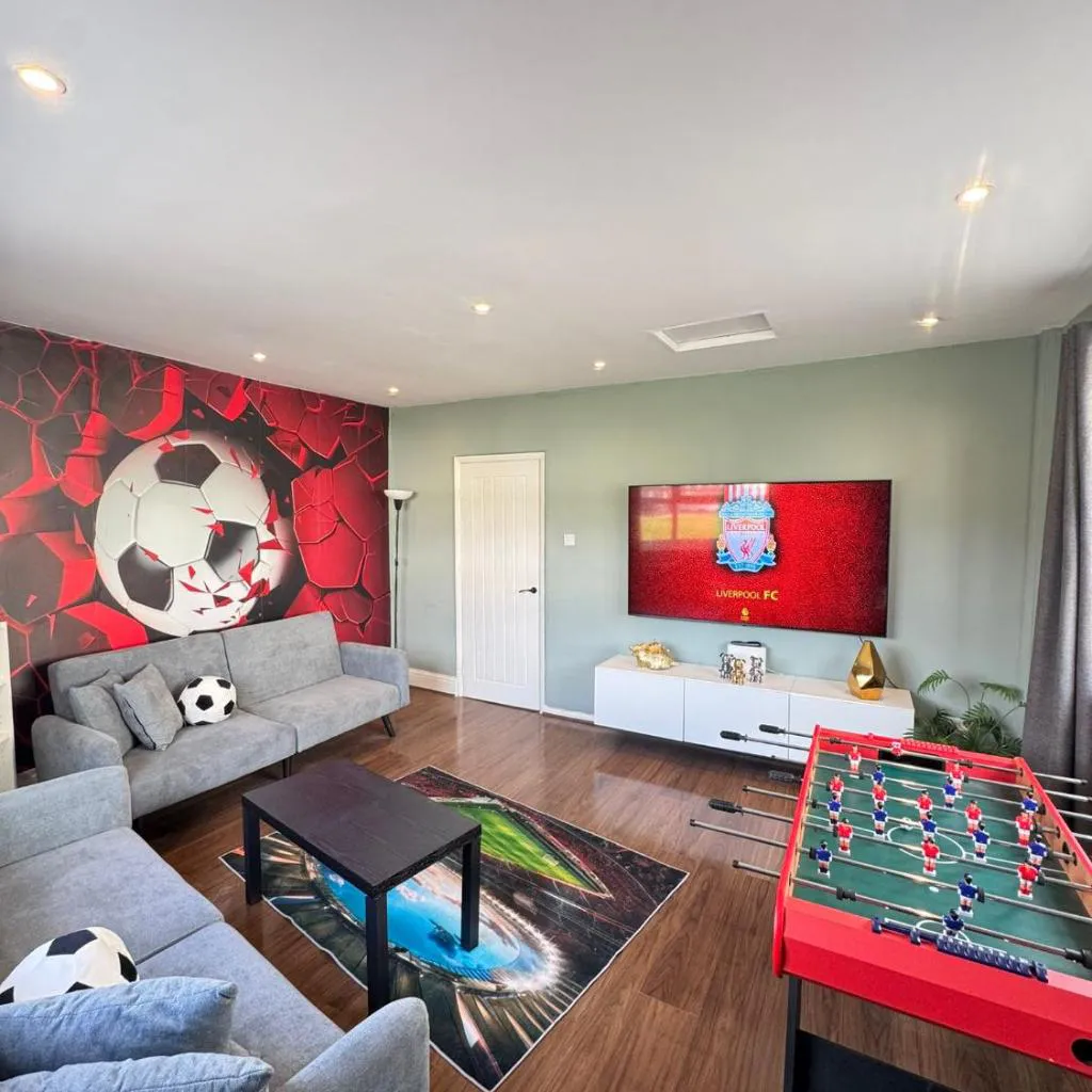 Photograph of Anfield View Sleeps 8