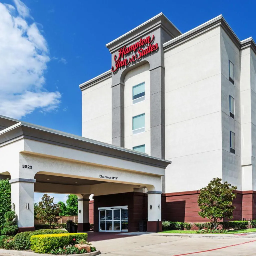 Photograph of Hampton Inn and Suites Houston Heights I-10