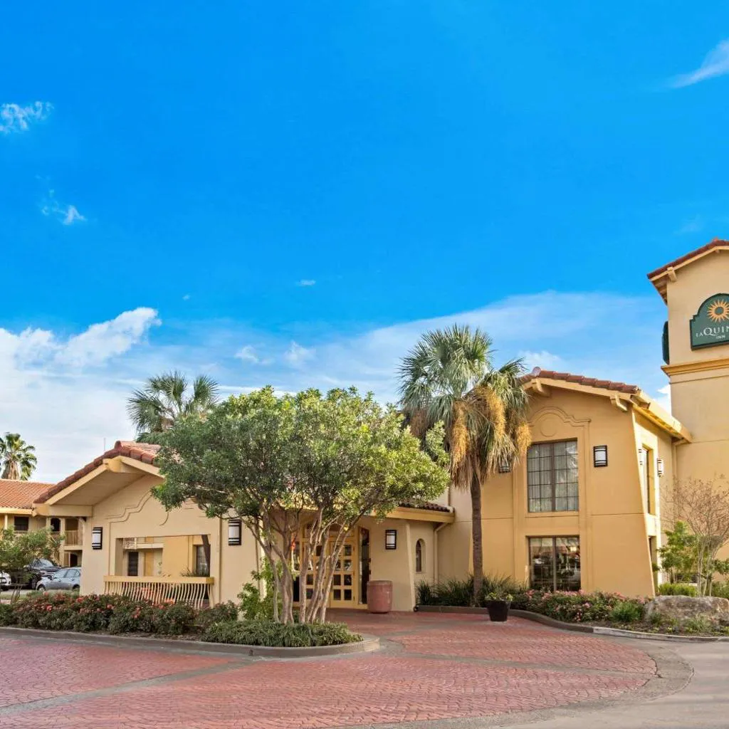 Photograph of La Quinta Inn by Wyndham San Antonio Market Square