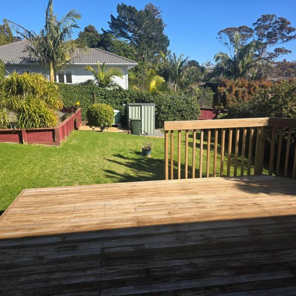 Photograph of 3 bed 2 bath home, 10 min walk to train & shops