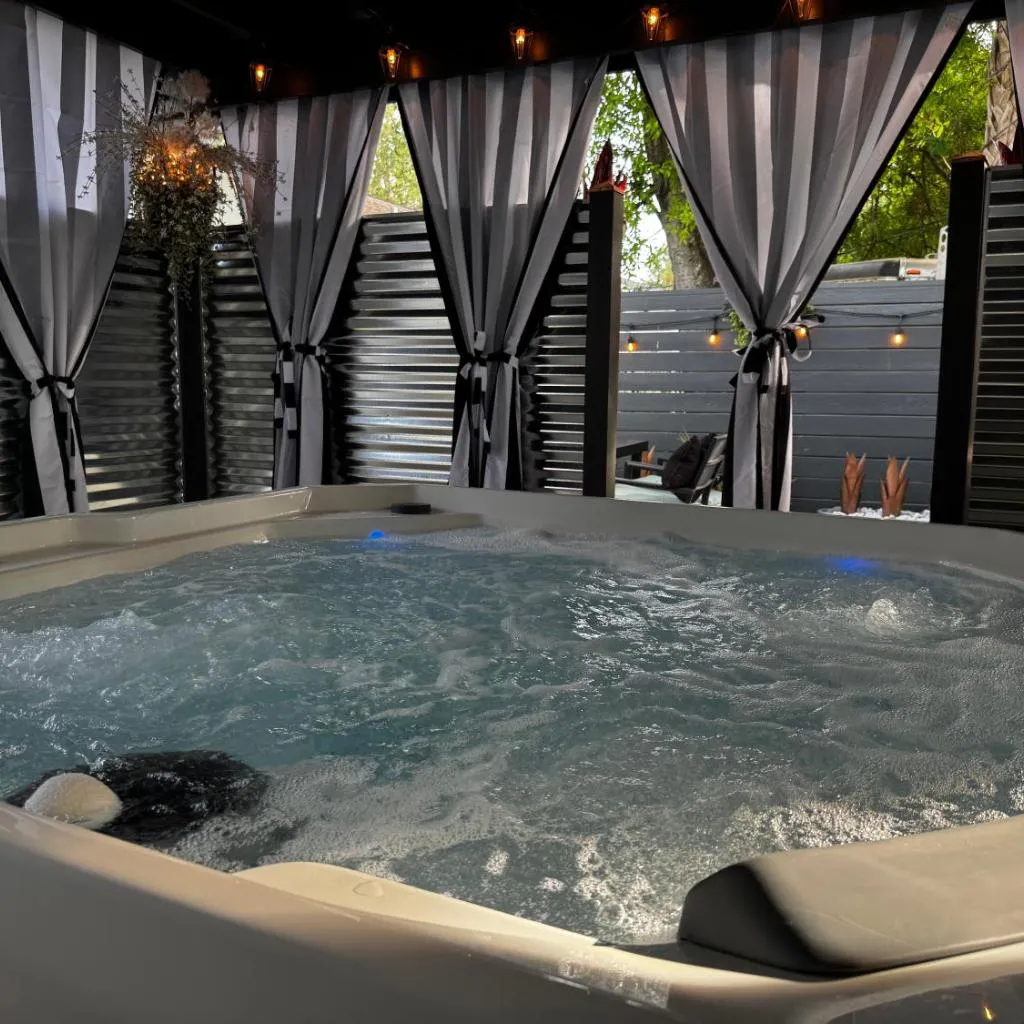 Photograph of Walk to Best Eats and Shops with Salt H2O Spa