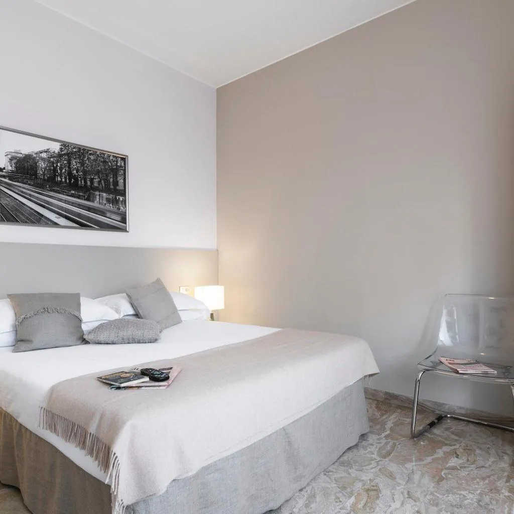 Photograph of Contempora Apartments - Elvezia 8 - E54