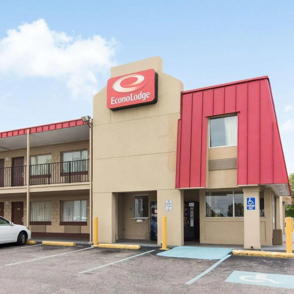 Photograph of Econo Lodge Virginia Beach Town Center