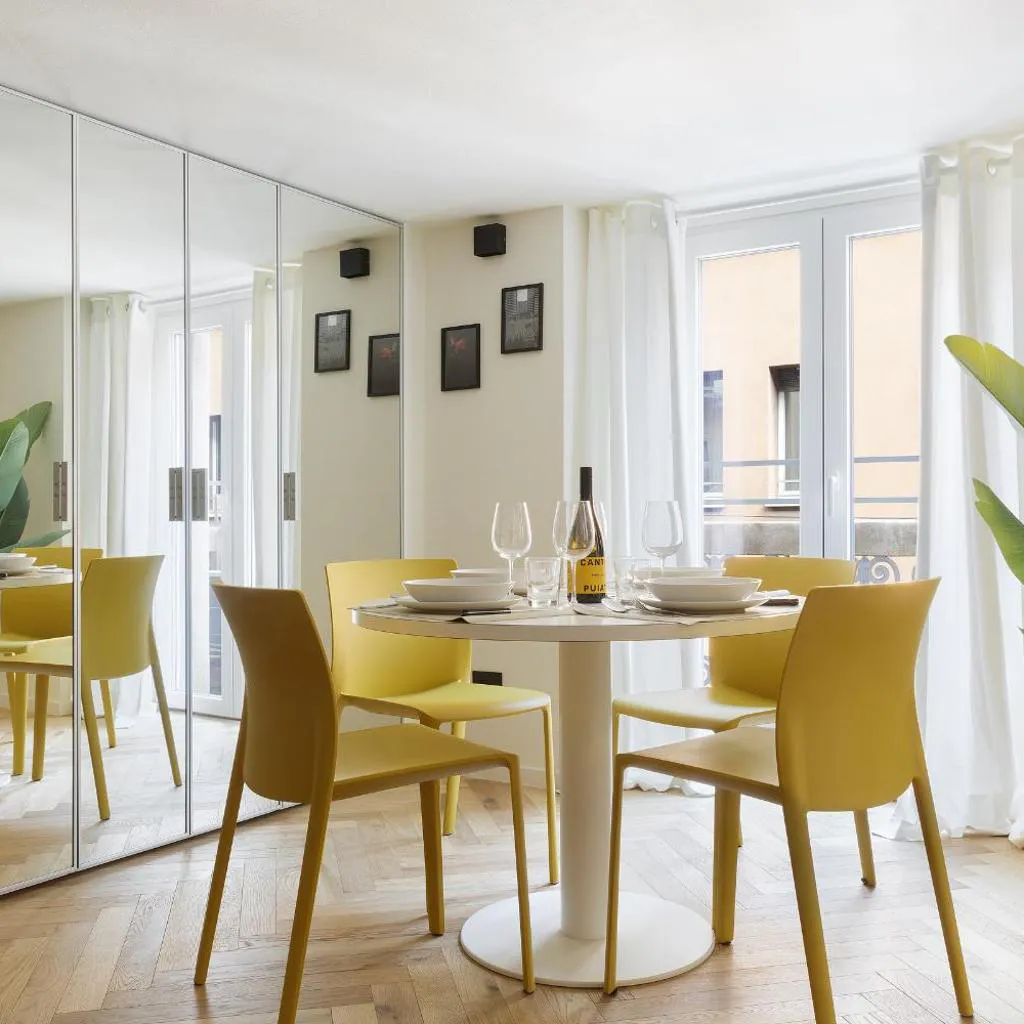 Photograph of Maison Brera - ZH collection