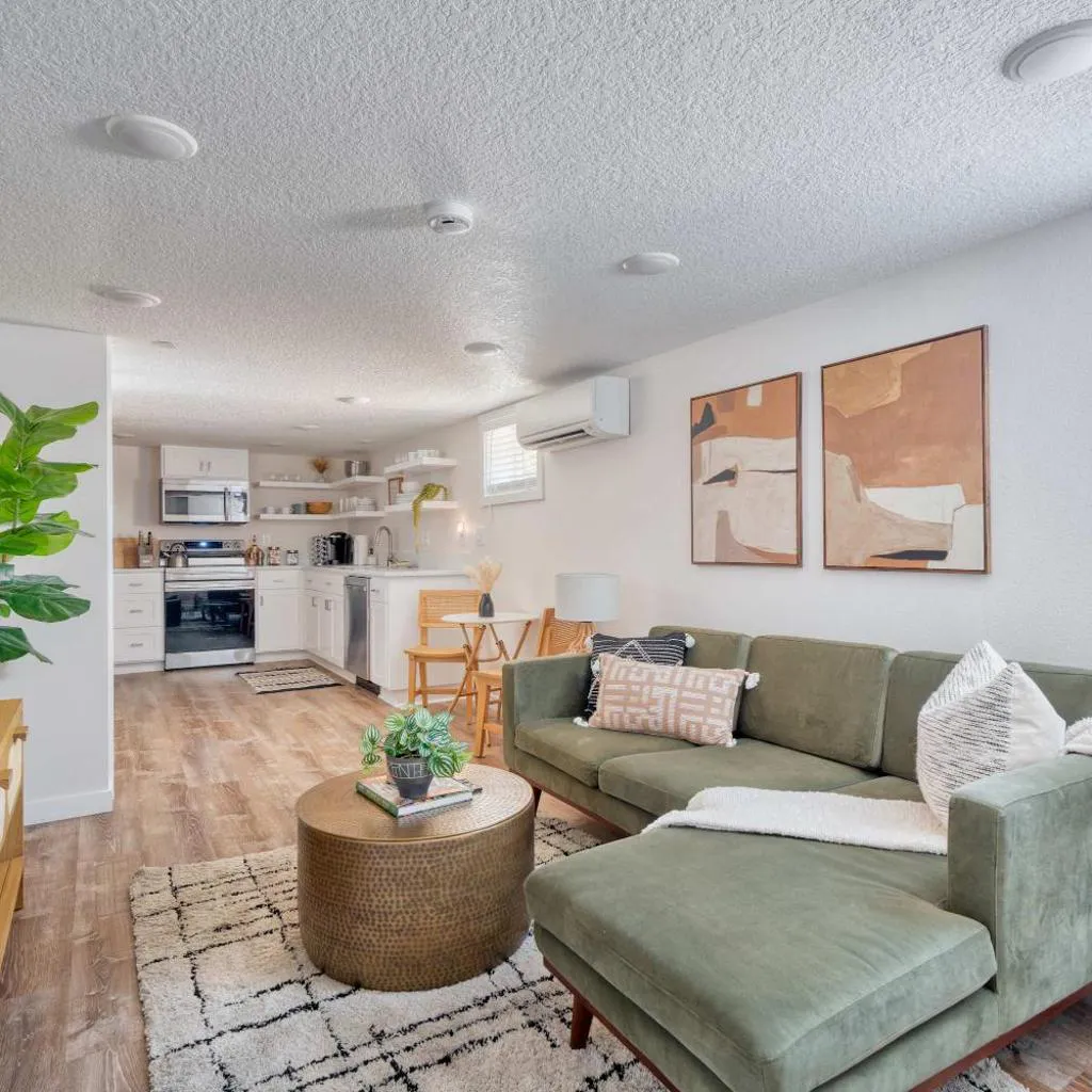 Photograph of Stay Portland - Vibrant Portland Getaway, Chic Flat