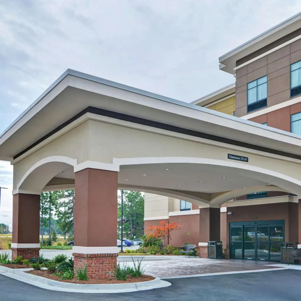 Photograph of Homewood Suites By Hilton Savannah Airport