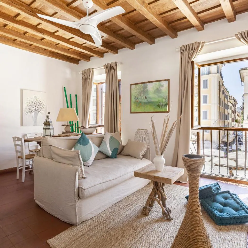 Photograph of Campo dei Fiori Luxury Gold