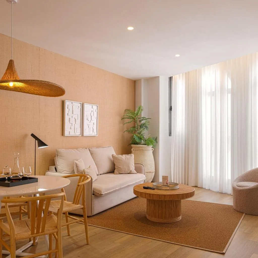 Photograph of Souviron de Torres by Caleta Homes
