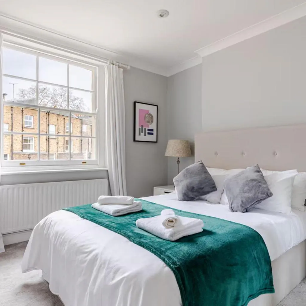 Photograph of Large Group Apartment near Kings Cross & Euston