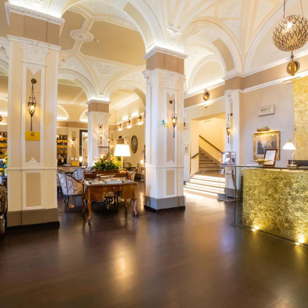 Photograph of Hotel Bernini Palace
