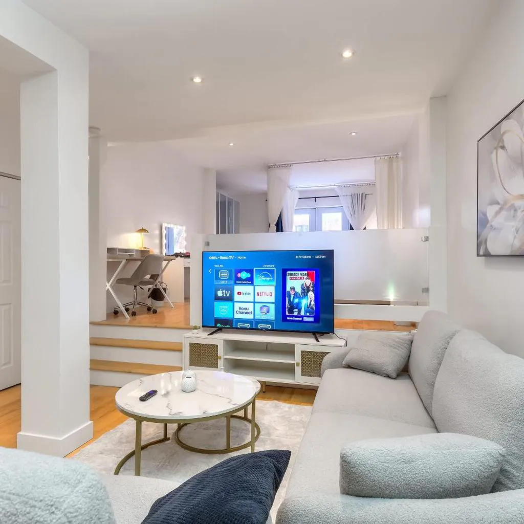 Photograph of Take a break in a modern loft on the plateau Walk score 99