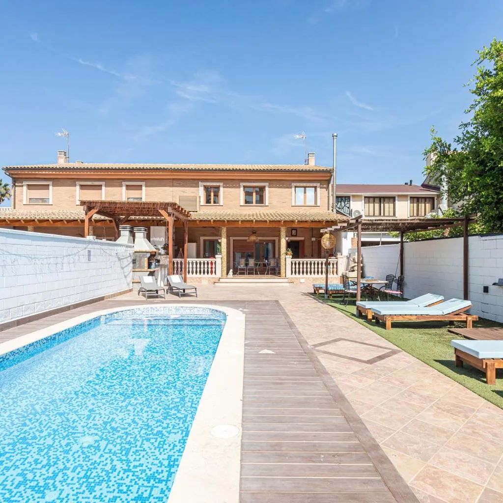 Photograph of Marenostrum Villa
