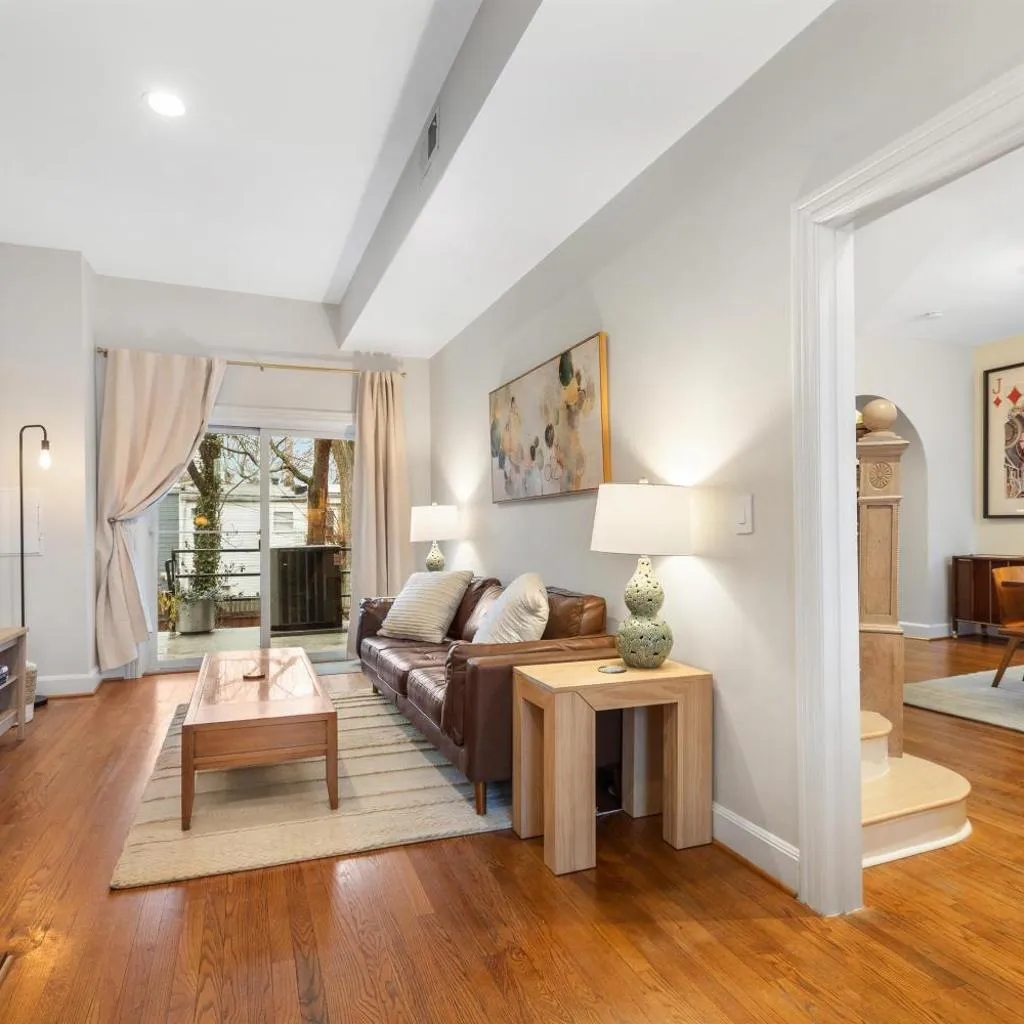 Photograph of Spacious and Central DC 3-BR Getaway Close to It All