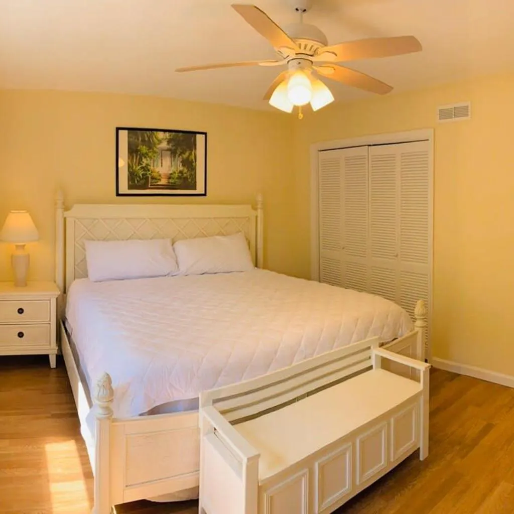 Photograph of North Myrtle Beach C beautiful triplex unit
