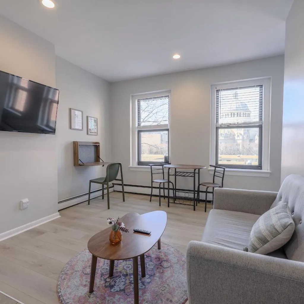 Photograph of Urban Chic South End Studio