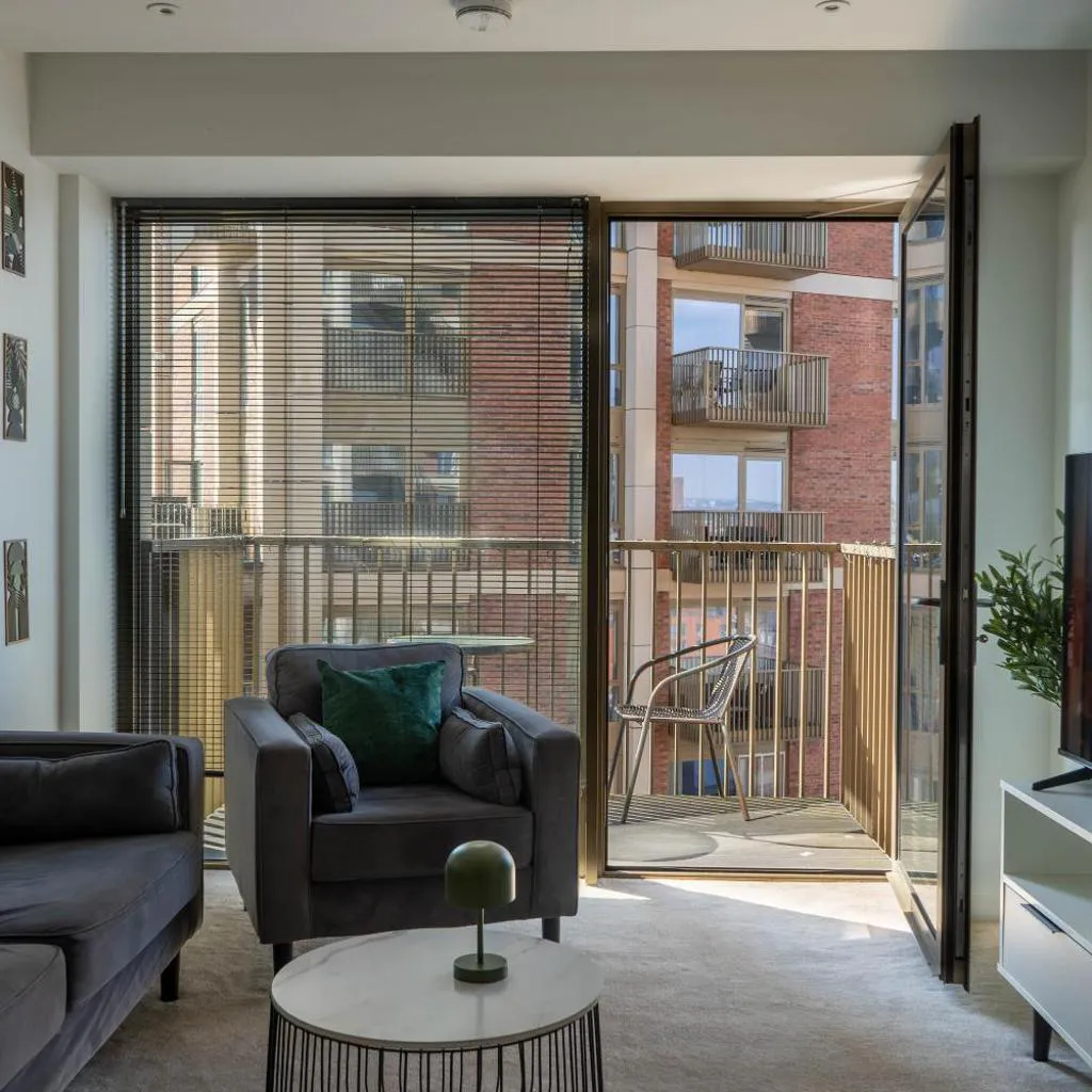 Photograph of Modern flat minutes from city centre