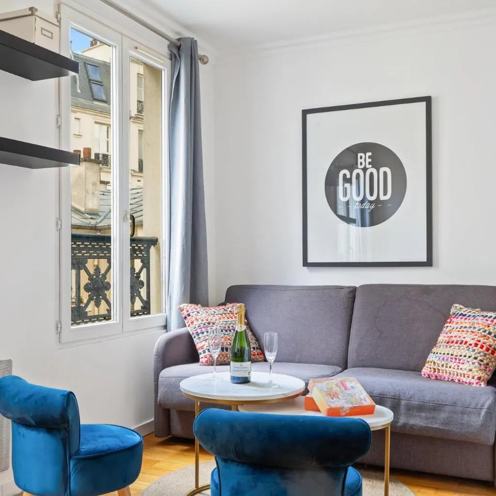 Photograph of Bluestay 238 - Superbe appartement à Paris