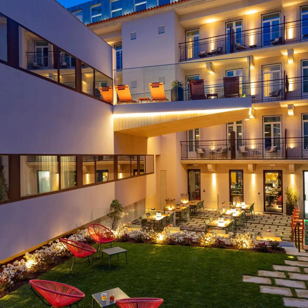 Photograph of Arts Hotel Porto, Tapestry Collection By Hilton