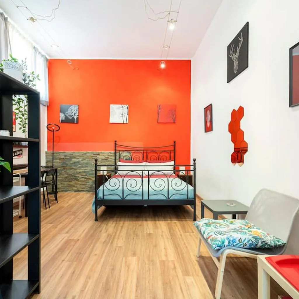 Photograph of Central and cozy loft with courtyard