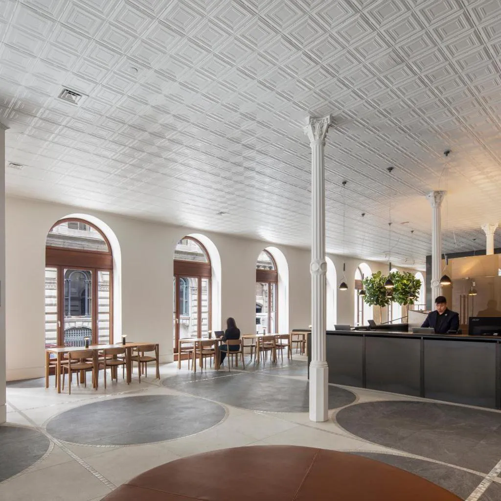 Photograph of Hotel Gault