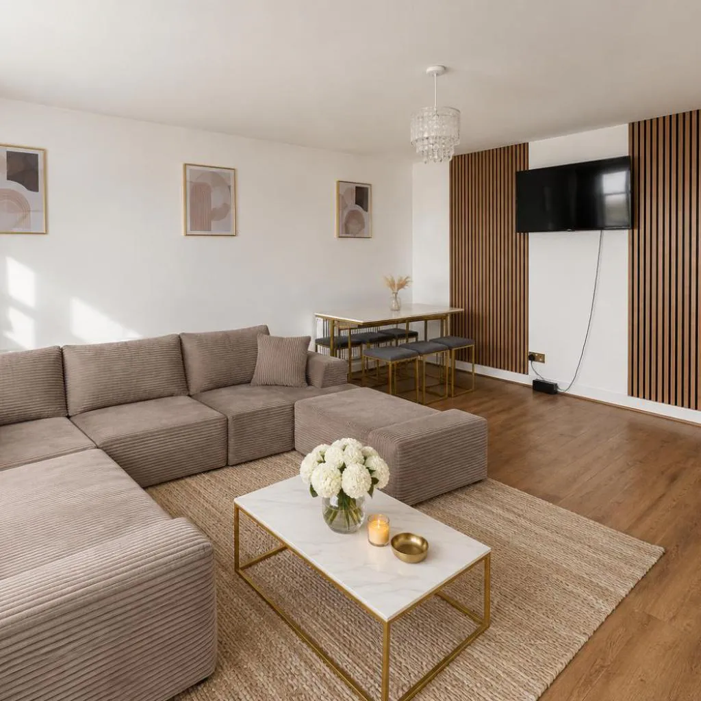 Photograph of Excel and City Airport 3BR Retreat