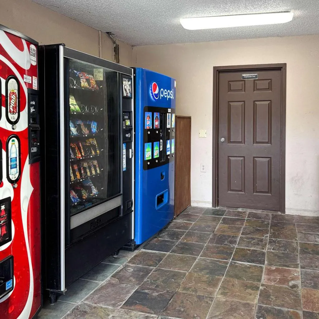 Photograph of Motel 6 Atlanta GA Atlanta Airport East
