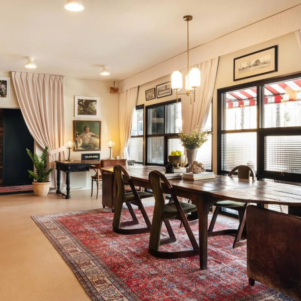 Photograph of Palihotel Melrose