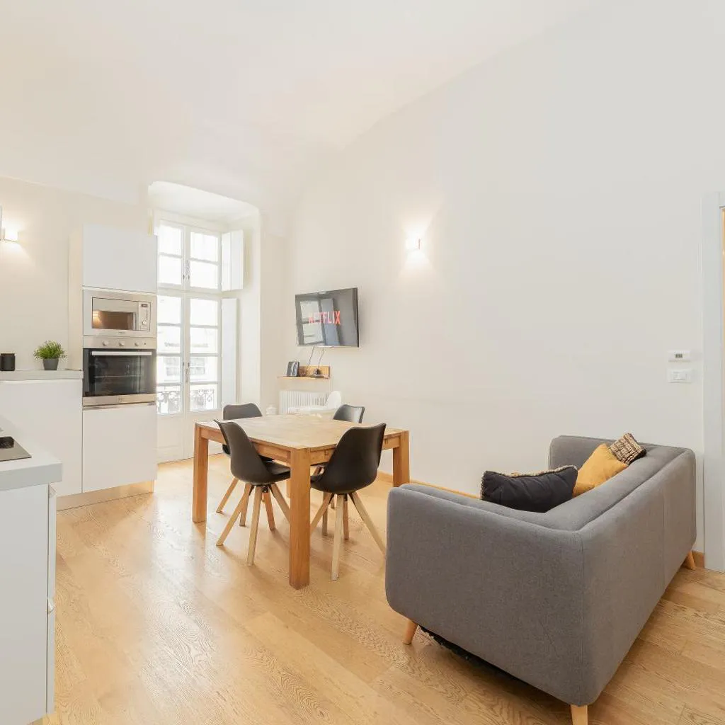 Photograph of Trilo 2BR Palazzo Reale