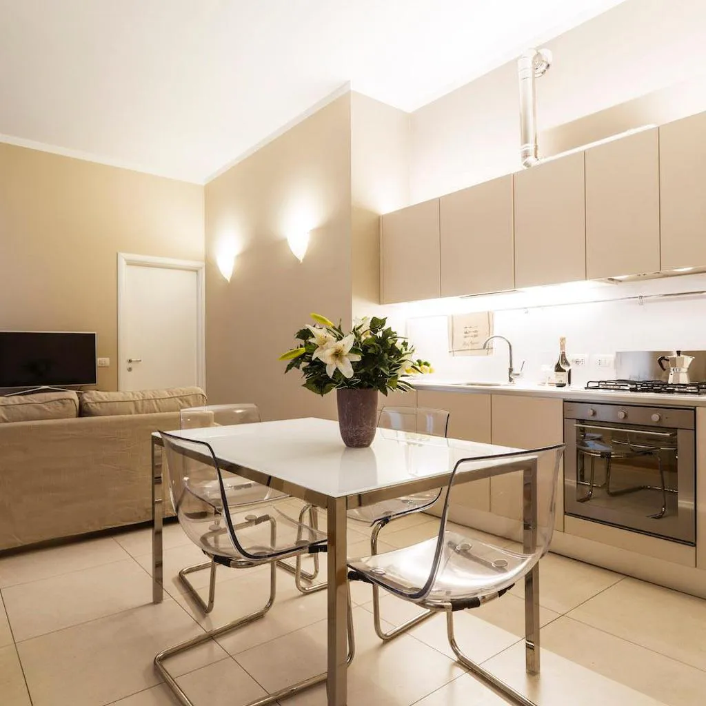 Photograph of Contempora - Cavallotti 13 - B24
