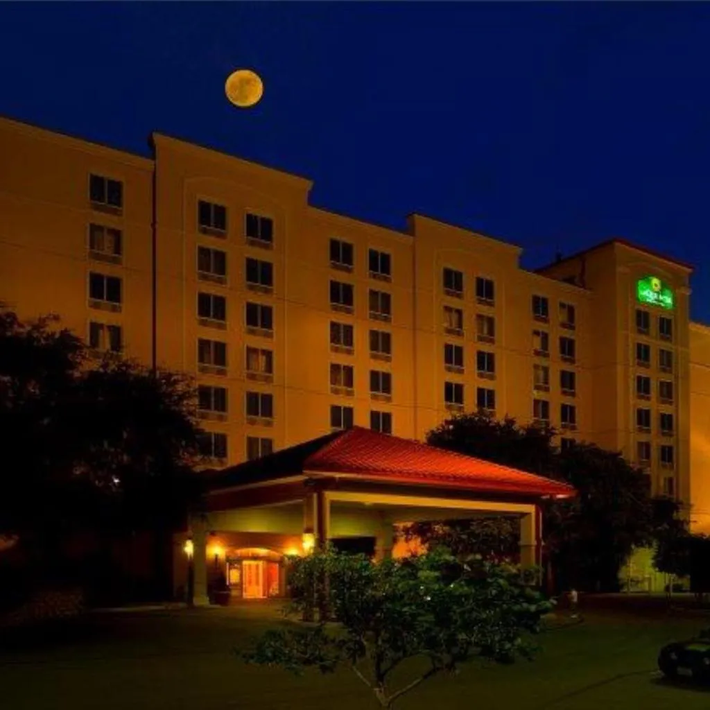 Photograph of La Quinta by Wyndham San Antonio Medical Ctr. NW