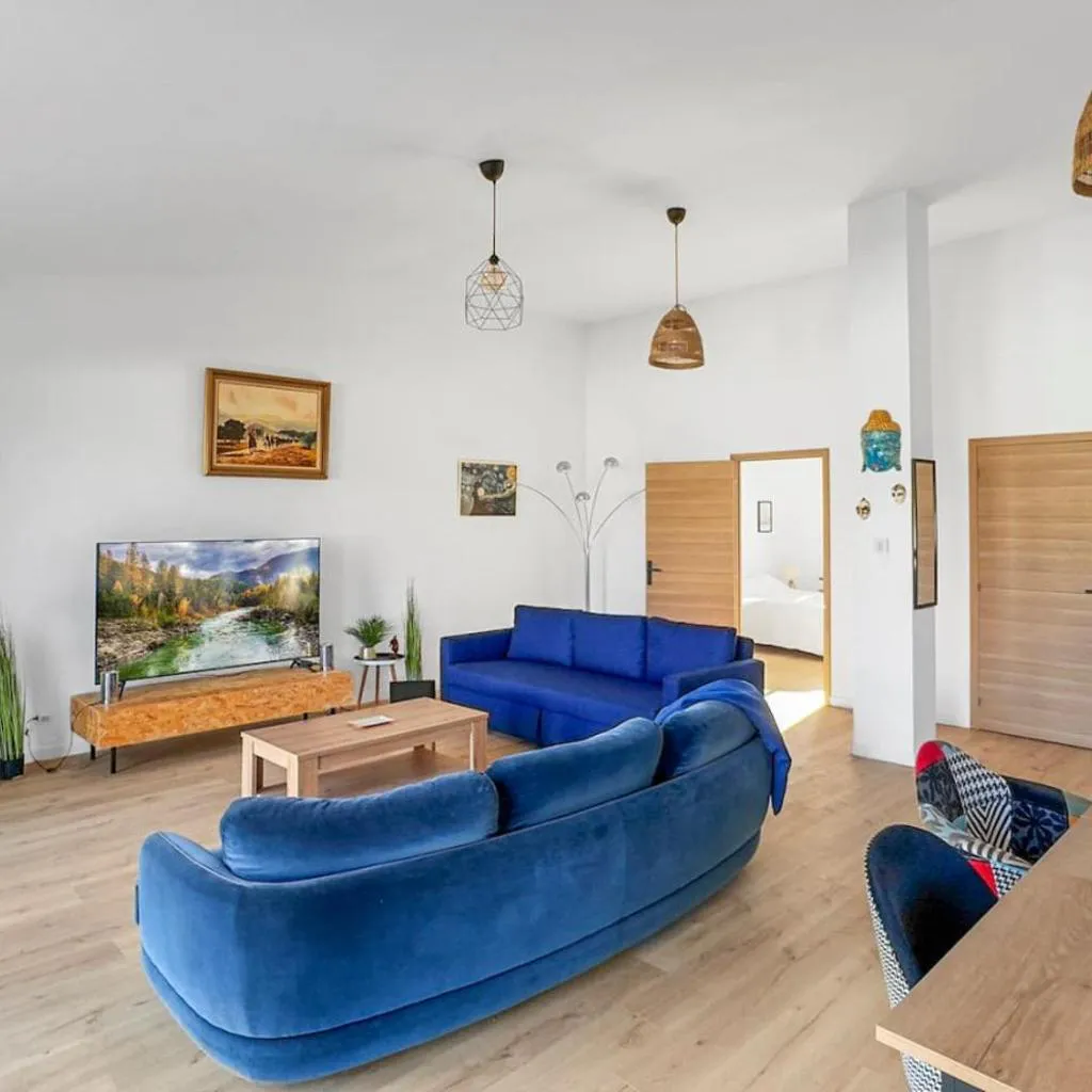 Photograph of Grande Villa de 400m2 21 Personnes en centre ville de Toulouse