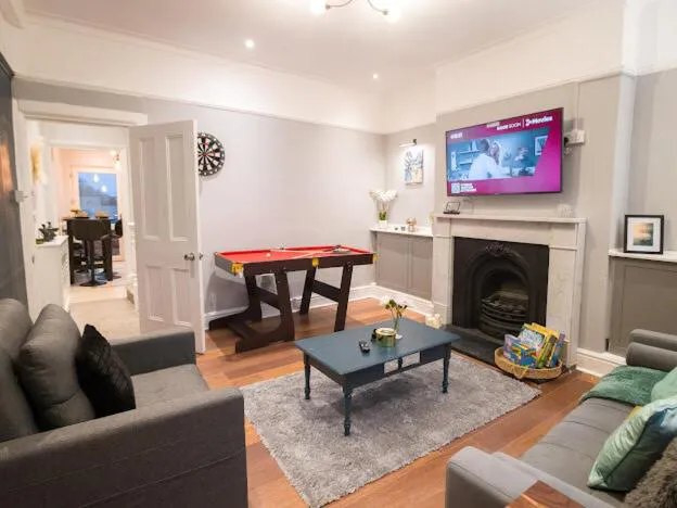 Photograph of Stylish 2BD| Near O2| WIFI| Sleeps 6