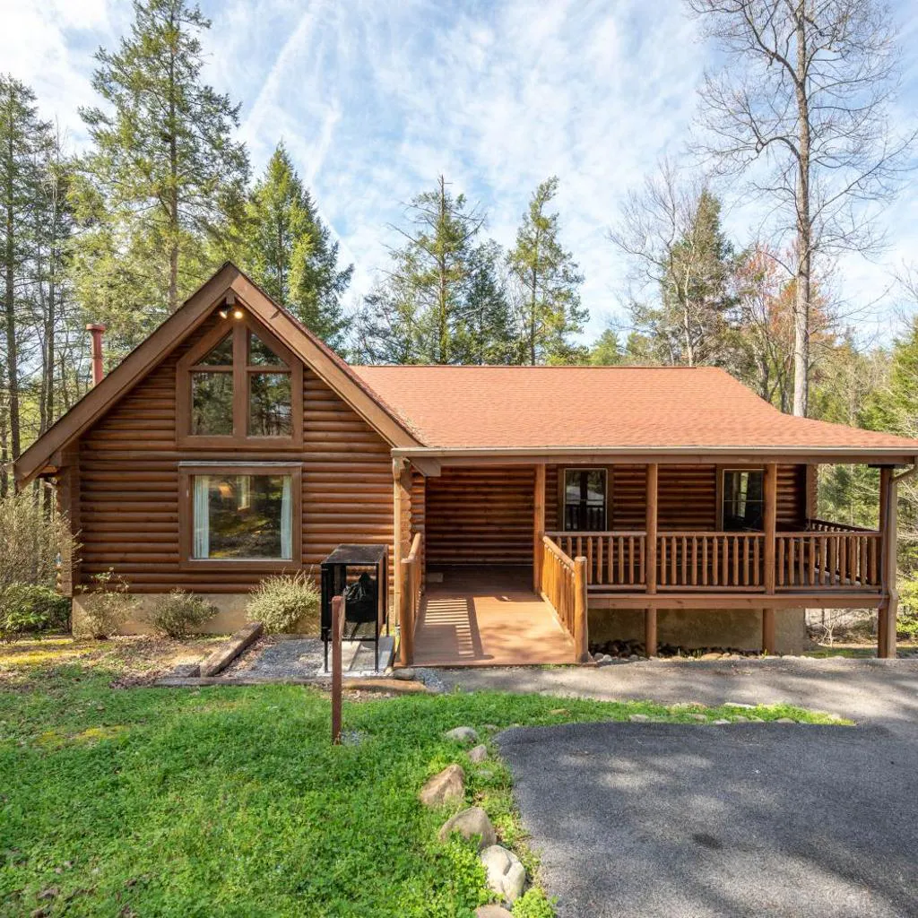Photograph of Valley Dream:3 bdrm 3bath, Specials, Free Tickets, One level(no stairs)