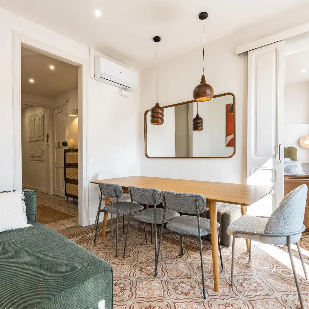 Photograph of Bright apartment with balcony in Sagrada Familia
