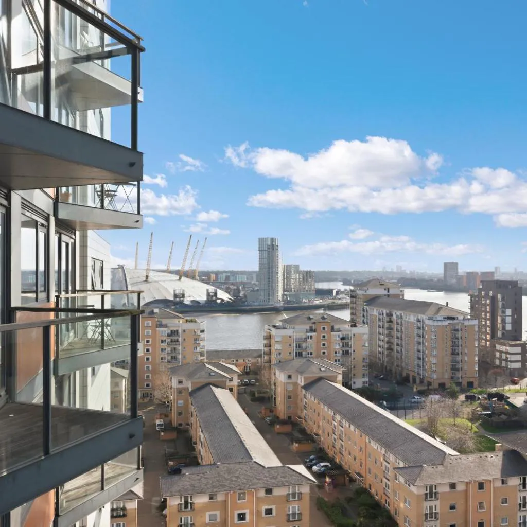 Photograph of Canary wharf O2 Excel