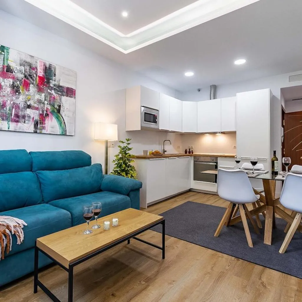 Photograph of A-Premium Apartment Downtown by TuriVida CB