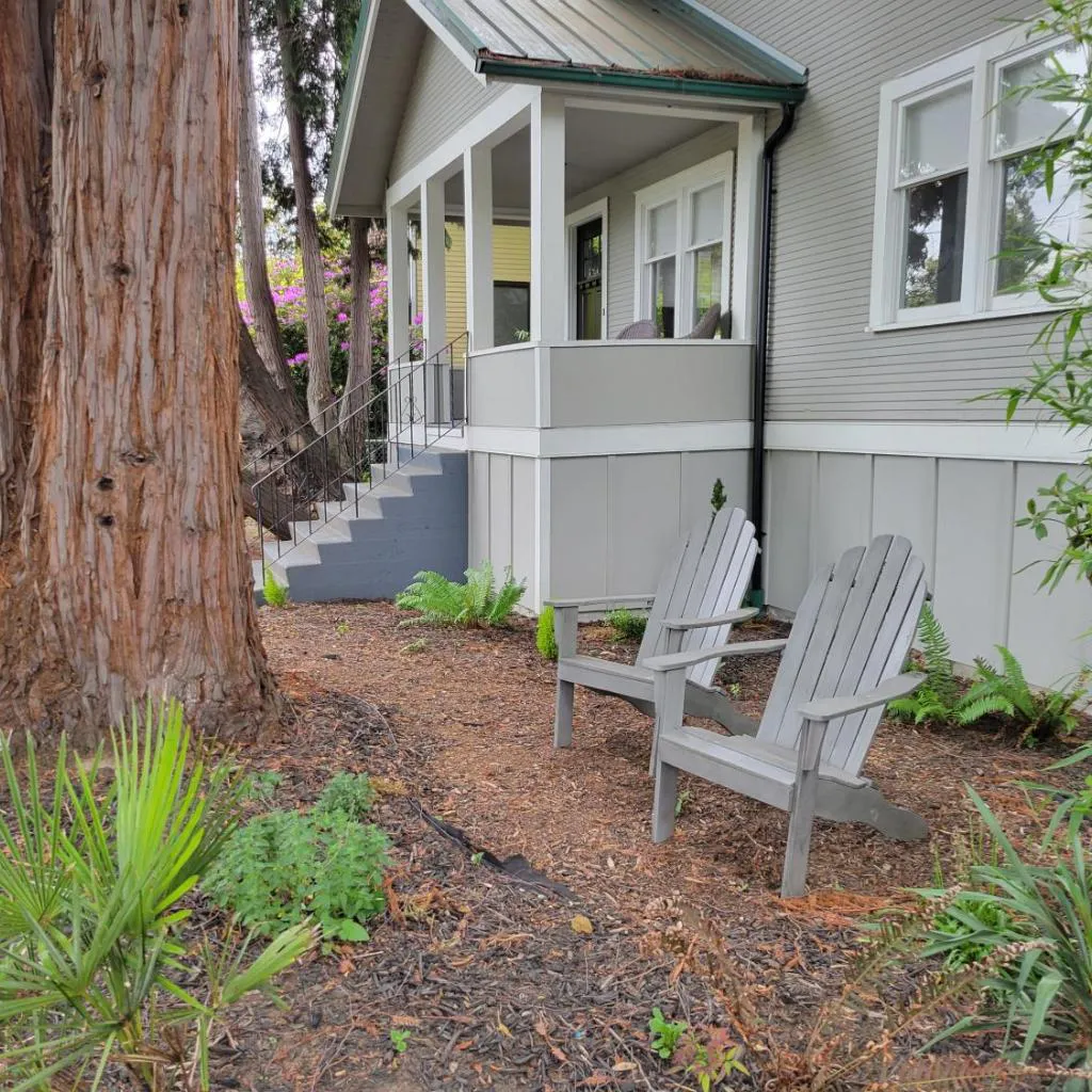 Photograph of Modern Craftsman Garden Patio in Georgetown