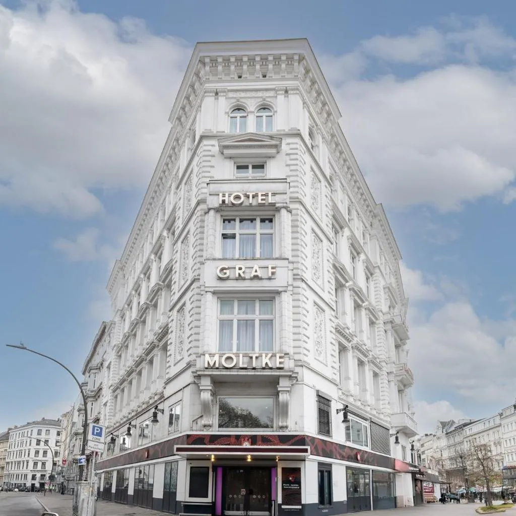 Photograph of Garner Hotel Hamburg - Graf Moltke by IHG