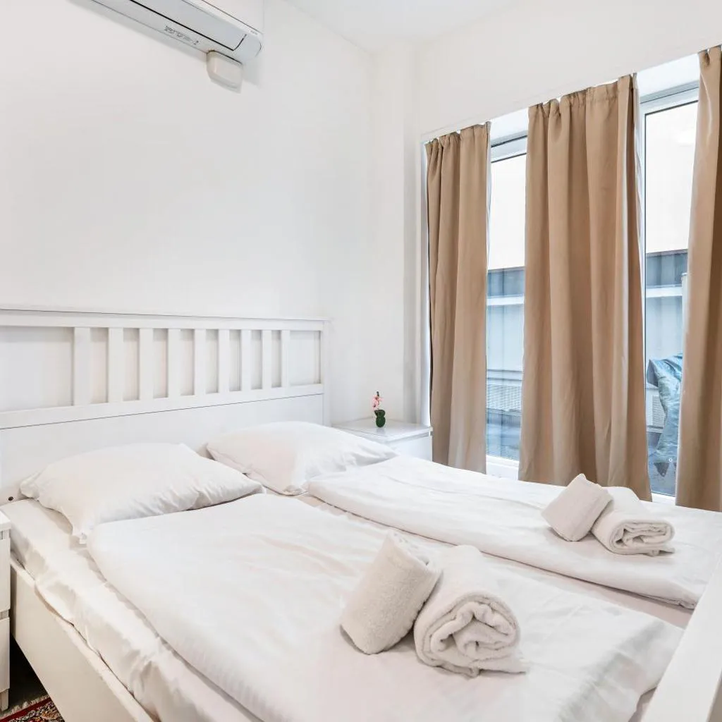 Photograph of Aldars Urban Trio Suite Nr. 9