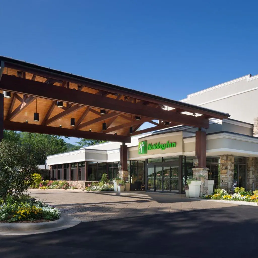 Photograph of Holiday Inn Asheville East-Blue Ridge Pkwy by IHG