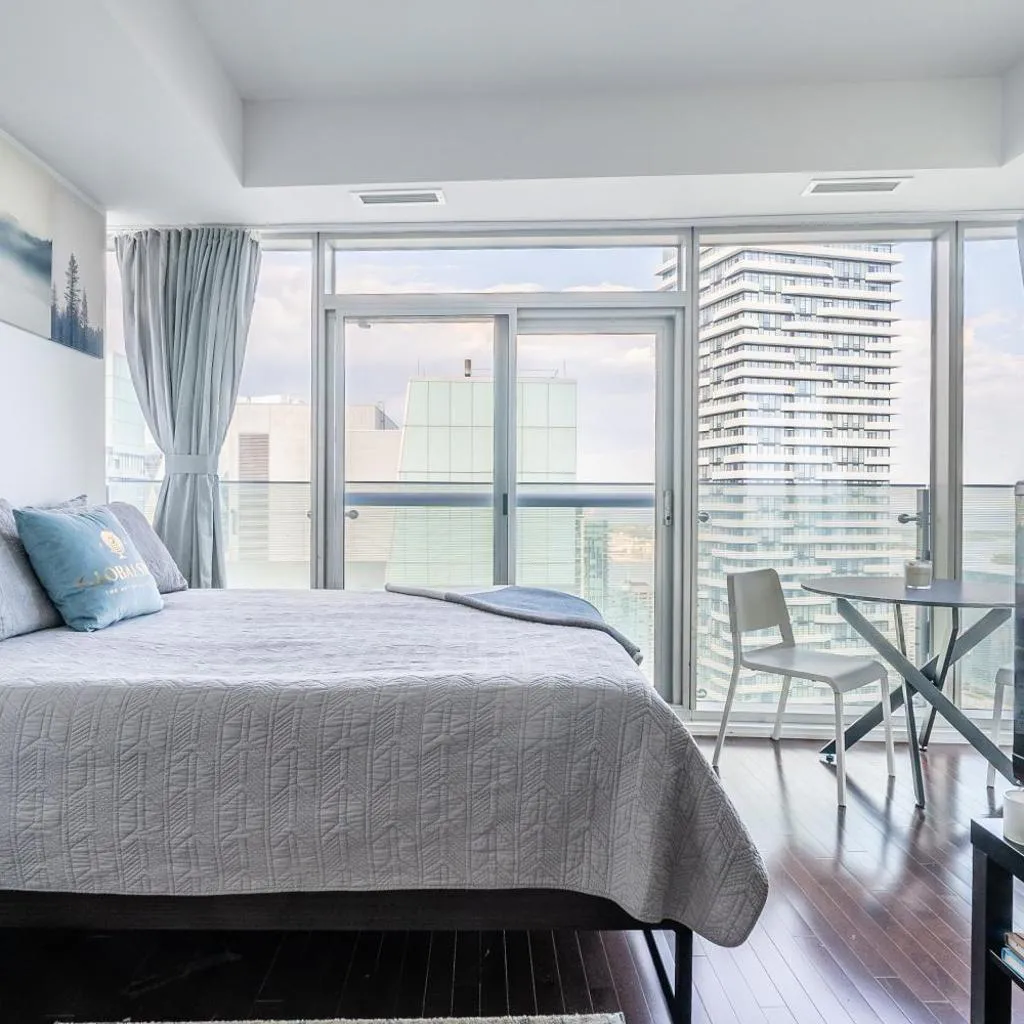 Photograph of Lake view Studio Condo High Floor Downtown Toronto