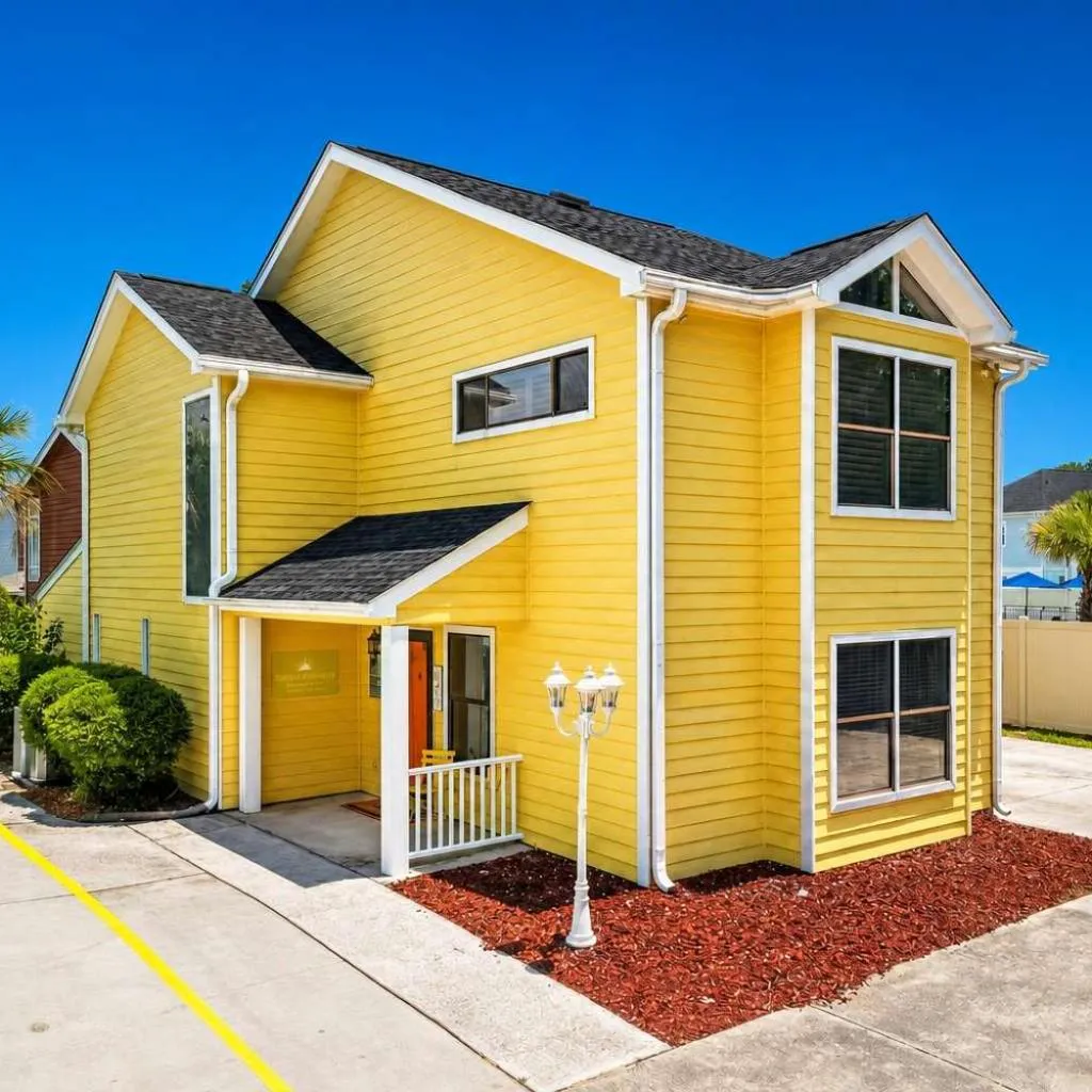 Photograph of ONE More Sunny Day-3BR 3BA wPool & Hot Tub-Sleeps 11