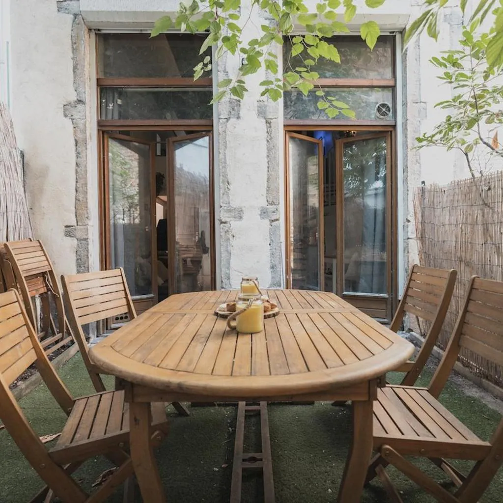 Photograph of Appartement cosy 38 m2 avec jardin de 21 m2