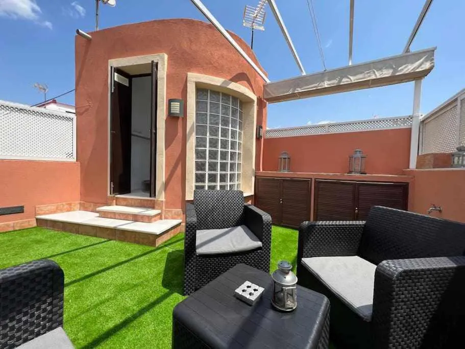 Photograph of Casa Sol. Casa con garaje.