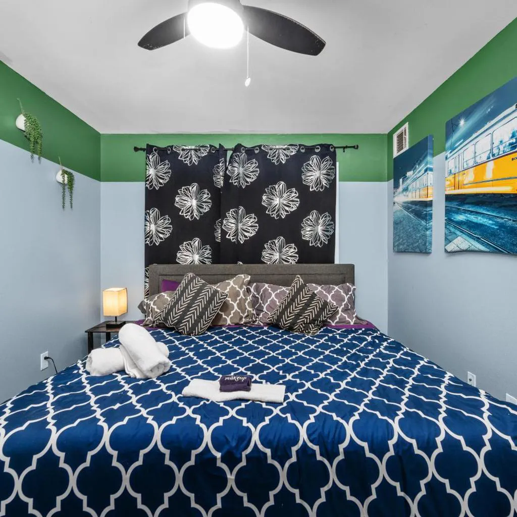 Photograph of Relaxing 1BR King Bed Apt with Free Park