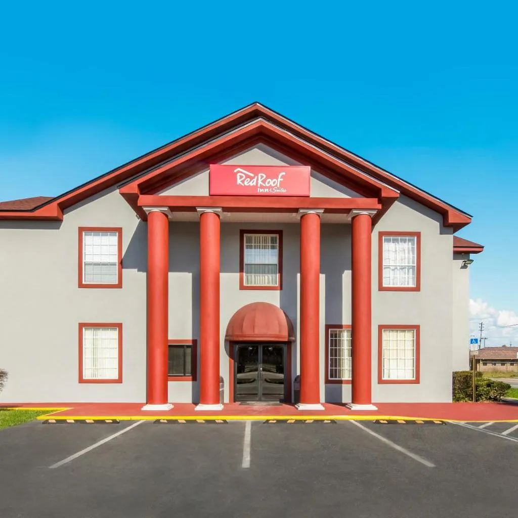 Photograph of Red Roof Inn & Suites Pensacola-NAS Corry